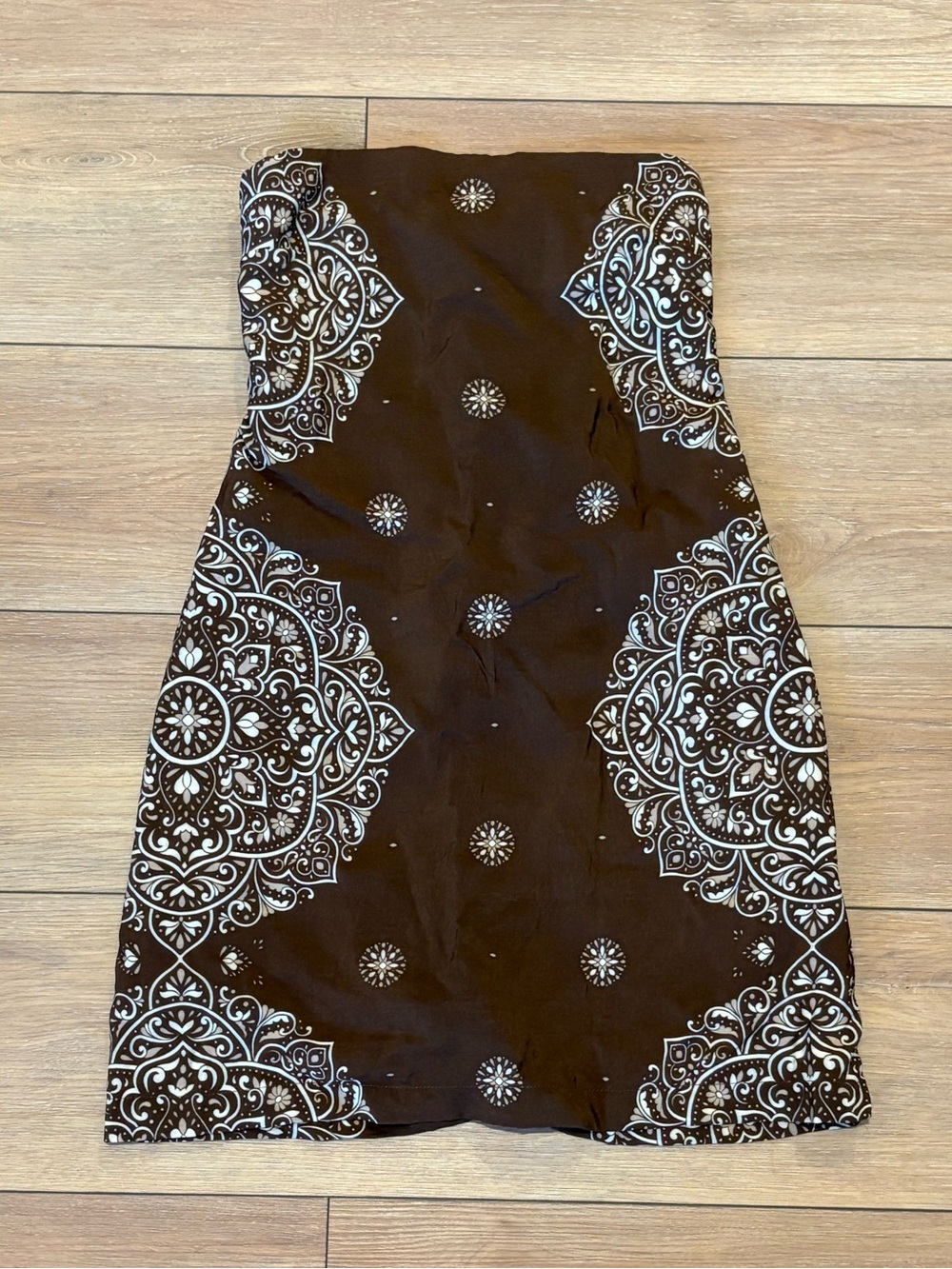 Abercrombie & Fitch Strapless Brown Dress with Cream Paisley Print